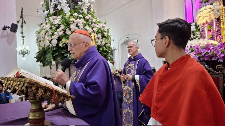 Cardeal é impedido de viajar pelo regime de Maduro