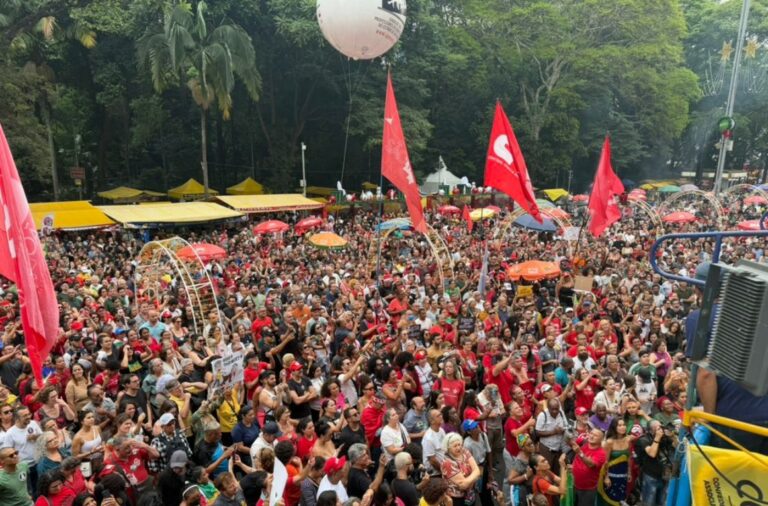 O real inimigo do povo