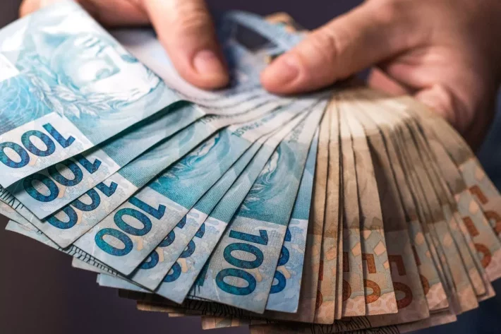 Novo pagamento de R$ 1.200 será liberado em 2026 para jovens que ainda não ultrapassaram essa idade