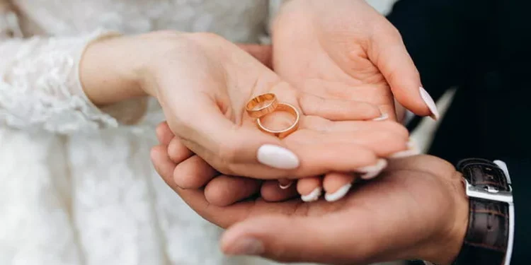 Casamentos brasileiros têm "data de validade"? Nova pesquisa responde e choca os românticos