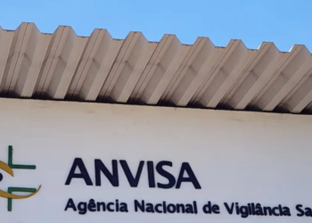 Anvisa alerta para itens do banheiro que muitos brasileiros tem sem saber do risco