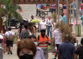 - Brasileiros que estão aposentados e vivem nessa região precisam cumprir esta regra do governo até 31/12