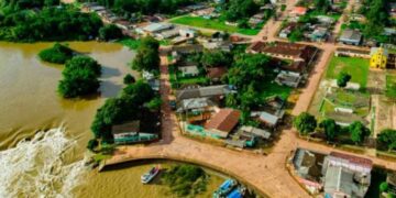 A cidade "esquecida" por muitos brasileiros onde quase nunca para de chover