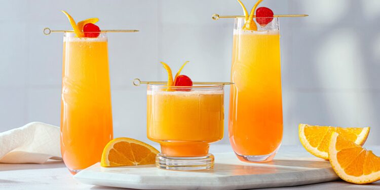 Drink feito com apenas 2 ingredientes fica pronto em minutos, refresca e é perfeito para o ano novo