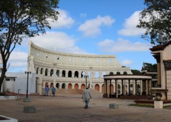 Pequena cidade no interior de São Paulo encanta com vinhos e massas artesanais e parece ser um pedaço da Itália no Brasil