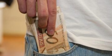 Sexta-feira mágica: milhares de trabalhadores vão ganhar pagamento que promete encher a conta no dia 05/12