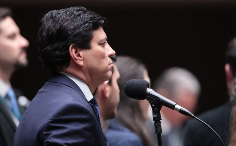 "Governo erra em fazer puxadinhos do arcabouço fiscal"