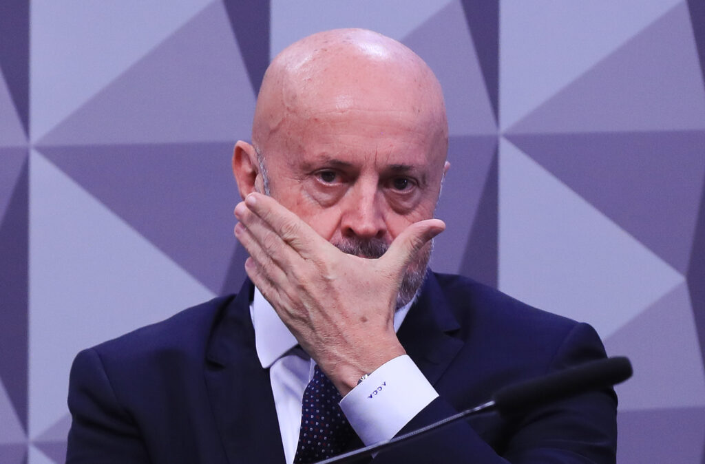 PF cumpre mandado de busca e apreensão contra "Careca do INSS"