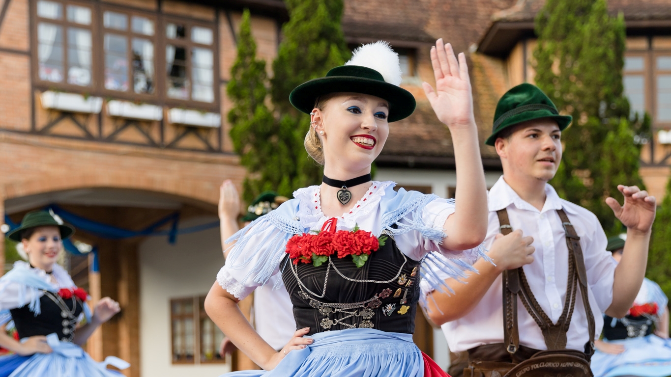 Mais de 90% da população fala alemão nesta cidade brasileira que parece saída da Europa