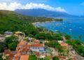 Em meio ao caos de São Paulo, essa cidade encanta pelas praias e parece um pedaço do paraíso esquecido na Terra