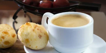 O que você deve comer no café da manhã, de acordo com a região do Brasil em que você mora