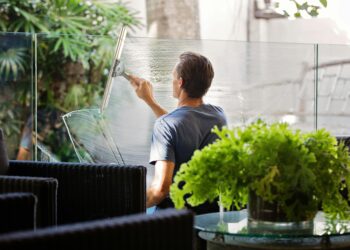 O que significa odiar fazer faxina, segundo a psicologia