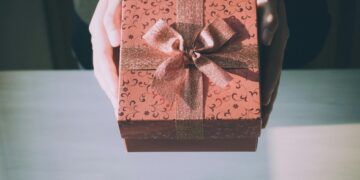 O que dar de Natal para a pessoa, de acordo com o mês em que ela nasceu