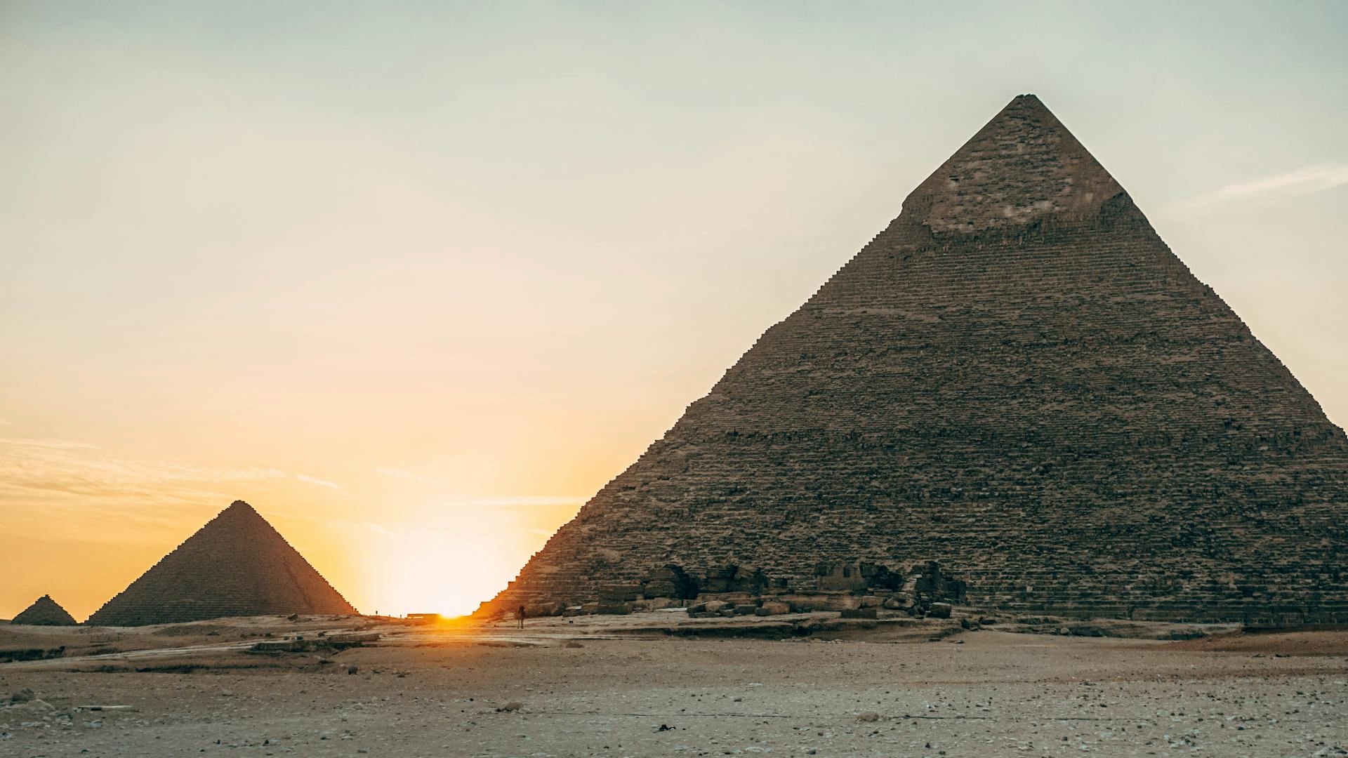 Salas “perdidas” surgiram de repente em uma pirâmide do Egito Antigo