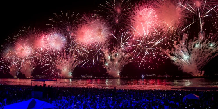 Moradores em todo esse país devem se preparar: próximo ano-novo será celebrado no 17/02