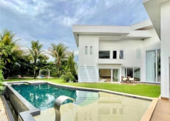 Mansão de R$ 50 milhões do “melhor cantor do Brasil” tem 15 mil m² e luxo de sobra