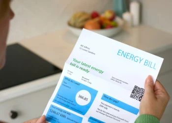 Conta de luz mais cara já tem data: reajuste de 24% começa em 25/01