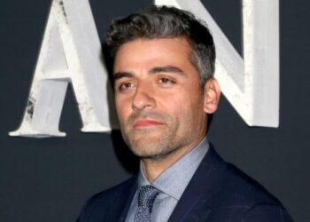 Quem é Oscar Isaac, o ator que parou a internet ao perder para Wagner Moura no Globo de Ouro