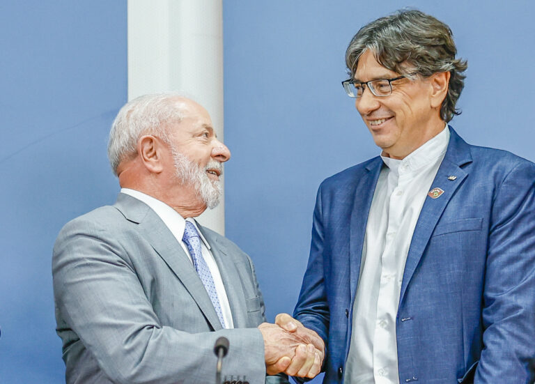 Crise entre Pochmann e servidores do IBGE vai afetar divulgação do PIB?