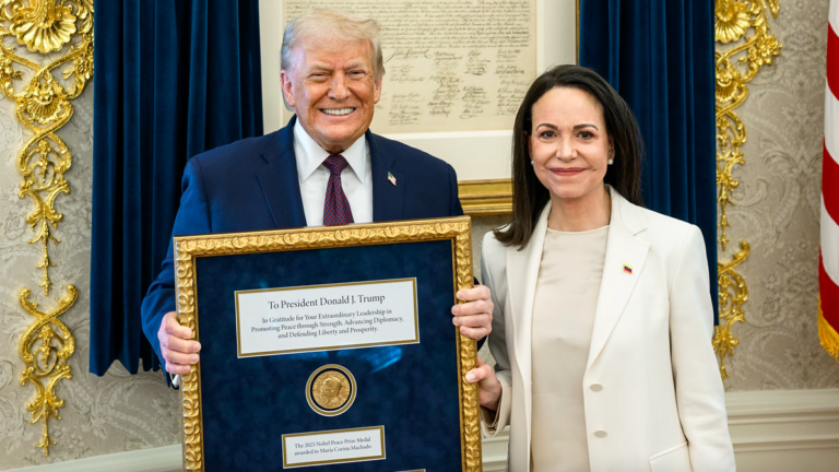 E María Corina deu mesmo o Nobel da Paz para Trump