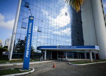 Mudança no INSS promete acelerar benefícios e anima idosos em todo o país