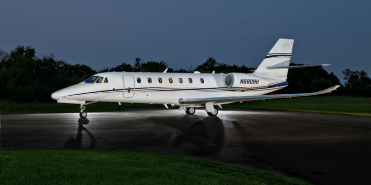 Um dos cantores mais famosos do Brasil acaba de comprar um avião de luxo de R$ 80 milhões