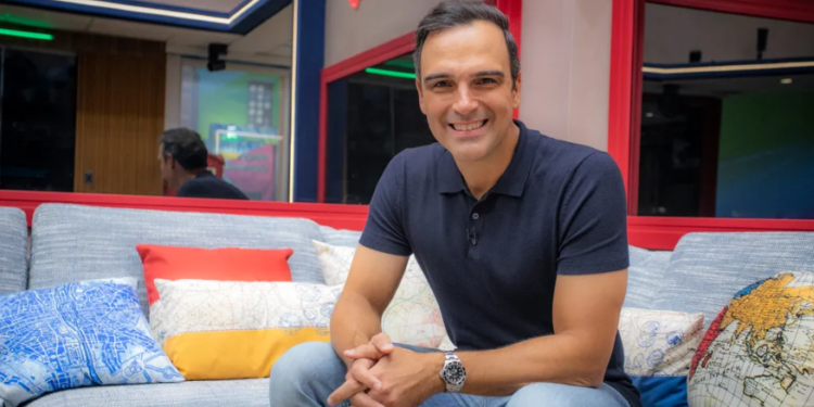 Enquanto BBB paga R$ 5,44 milhões, este é o valor que Tadeu Schmidt ganha para apresentar o programa