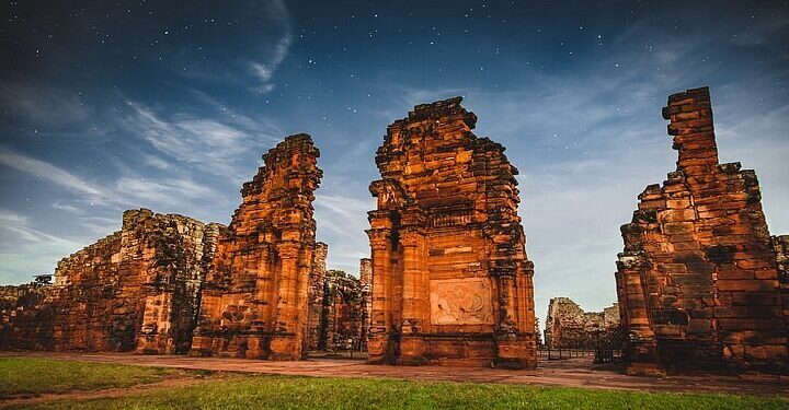 Viagem mais cara: brasileiros terão que pagar nova taxa para visitar famosa cidade turística