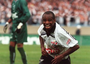 Participante do BBB 26, Edilson Capetinha virou alvo da PF e já teve a prisão decretada