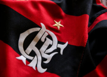 Flamengo pega a torcida de surpresa e confirma a saída de um dos maiores campeões do clube