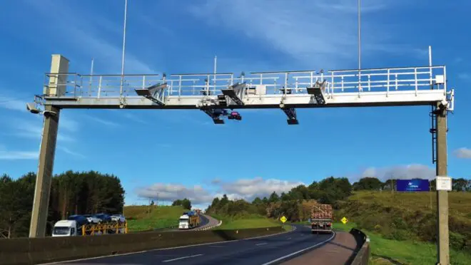 Justiça bate o martelo e autoriza multa de R$ 195,23 para quem descumprir nova exigência no trânsito