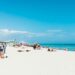 Celebridades brasileiras estão deixando o Brasil e se mudando para o “Estado do Brilho do Sol”