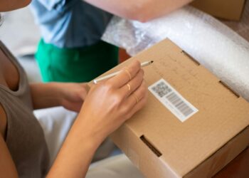 Fim de uma era: empresa responsável por correspondências confirma o fim do serviço de entregas no Brasil