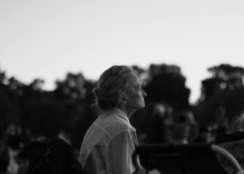 Remédio popular no Brasil pode causar dependência em pessoas acima dos 60