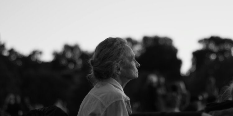 Remédio popular no Brasil pode causar dependência em pessoas acima dos 60