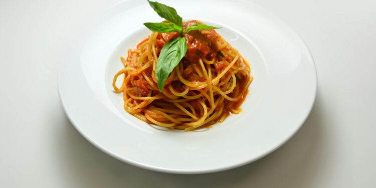 Macarrão pode não engordar se for preparado desse jeito pouco conhecido