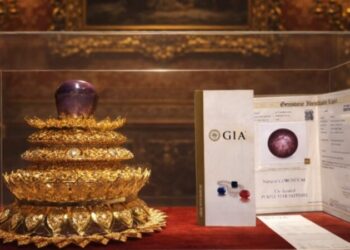 Enquanto diamantes valem R$ 21 mil, a pedra "mais preciosa" do mundo pode ultrapassar R$ 2 bilhões