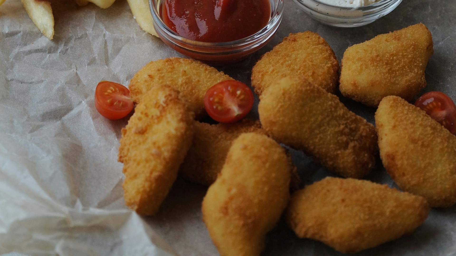 Sem forno nem óleo: como fazer nuggets caseiros em apenas 20 minutos