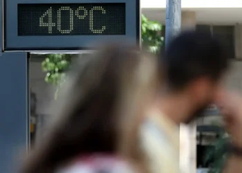 Calor de 40 °C chega ao Brasil com risco de temporais e abafamento intenso