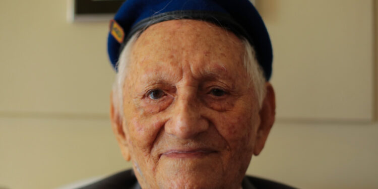 Um dos homens mais velhos do mundo é brasileiro, tem 104 anos e sobreviveu a 2ª Guerra Mundial