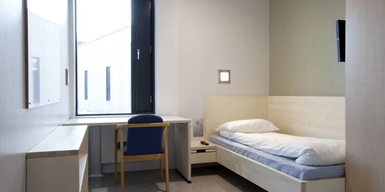 A prisão mais “humana do planeta” onde detentos aprendem música e culinária