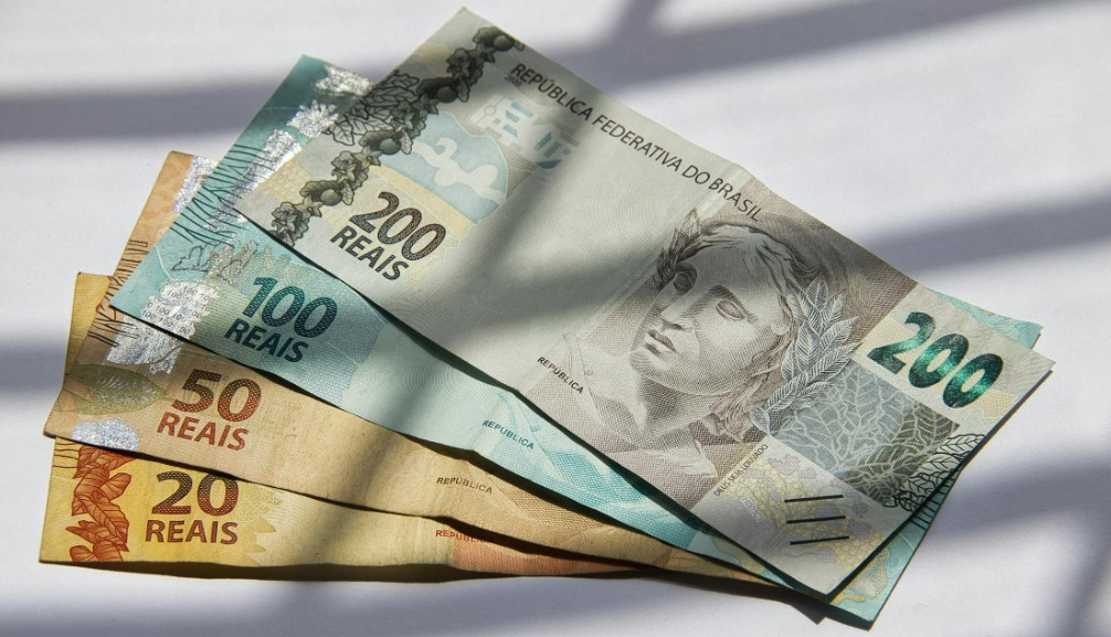 R$ 600 garantidos: a partir de 12/02, quem cumprir as regras terá direito ao pagamento