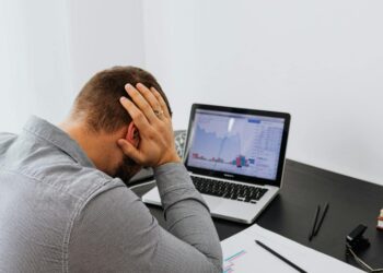 Cansaço ou ansiedade? Psicólogos explicam como identificar o seu caso