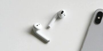 O uso de fones Bluetooth pode afetar seu corpo? Pesquisadores respondem