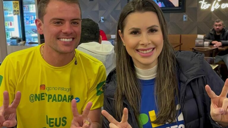 Novo insiste na filiação de Carol de Toni