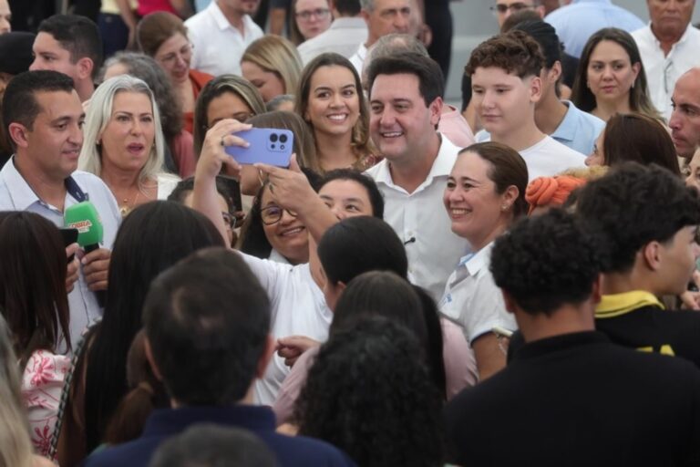 Ratinho Jr. à frente de Caiado e Leite, aponta Quaest