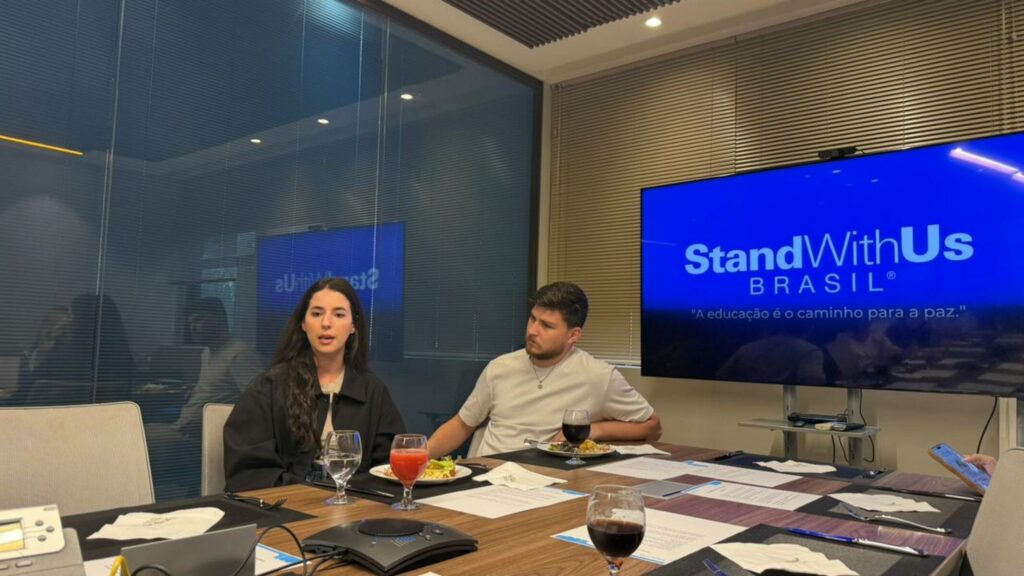 Ex-reféns israelenses e a informação filtrada no cativeiro