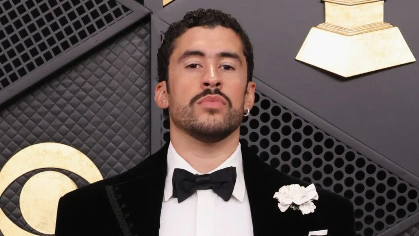 Quem é a modelo de 32 anos que está sendo apontada como a esposa de Bad Bunny