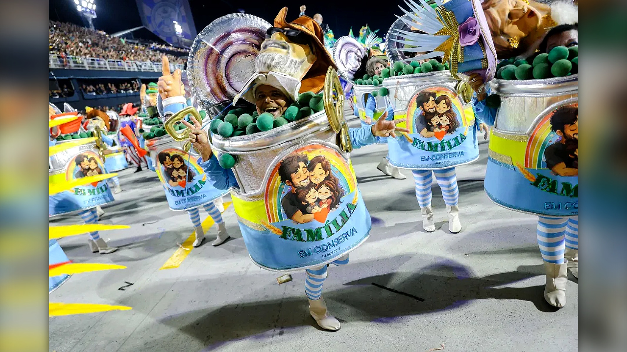 Um petista contra ala de escola que homenageou Lula