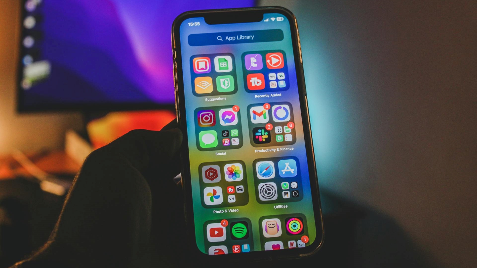 Fechar aplicativos para economizar a bateria: verdade ou mito?